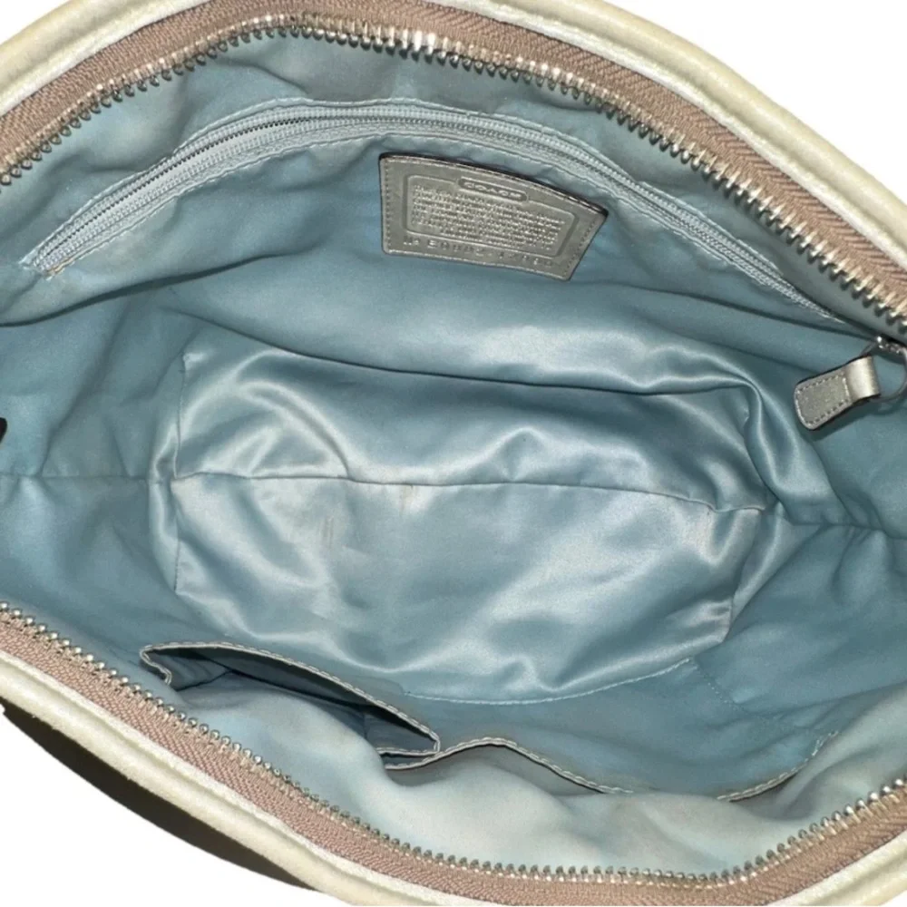 Coach •  Vintage Gold Shoulder Hobo Ergo Pleated Purse • Leather Bag - Picture 2 of 11